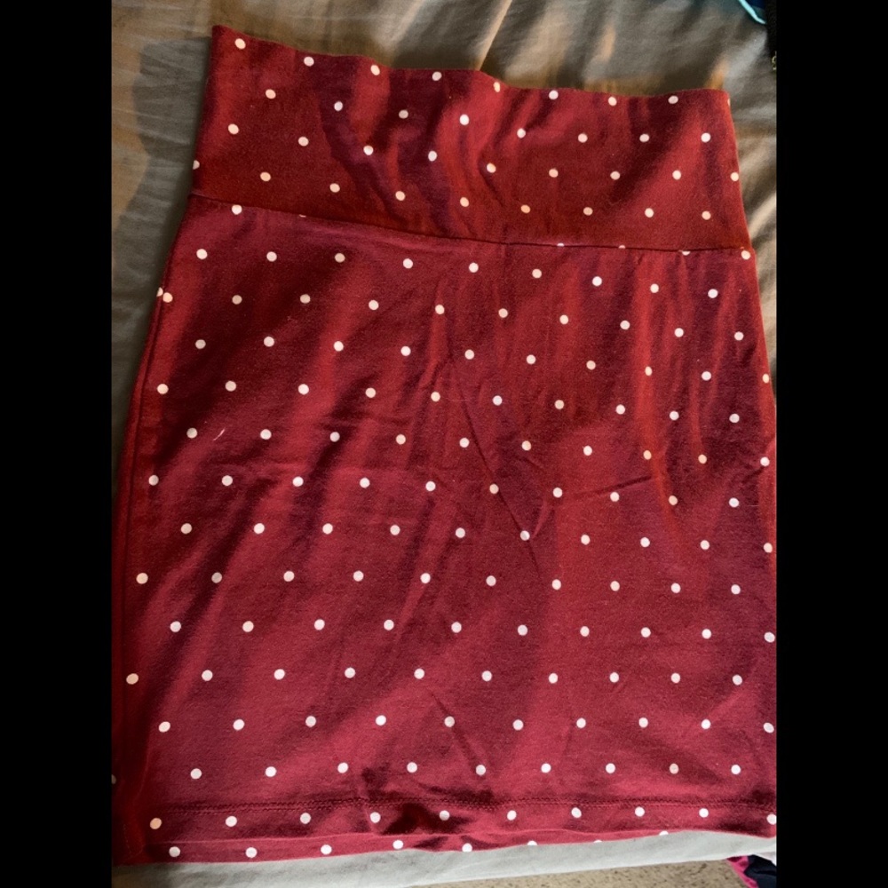 Skirt - Picture 2 of 3